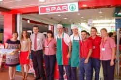 Spar entrega alimentos para las familias sin recursos de Mogán