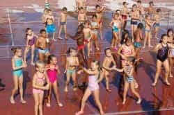 Un centenar de niños se despiden de la Escuela Deportiva de Verano con una gran fiesta LQ DSC 5442