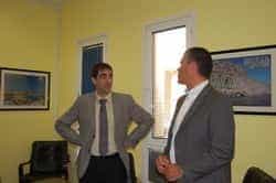 El alcalde de Mogán se reúne con el Director General de Dependencia, Menor y Familia del Gobierno de Canarias LQ reunionDirectorGDMyFGobCan2