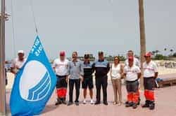 El Concejal de Turismo iza las Banderas Azules en la Playa de Amadores, Playa de Mogán y el Puerto de Mogán
