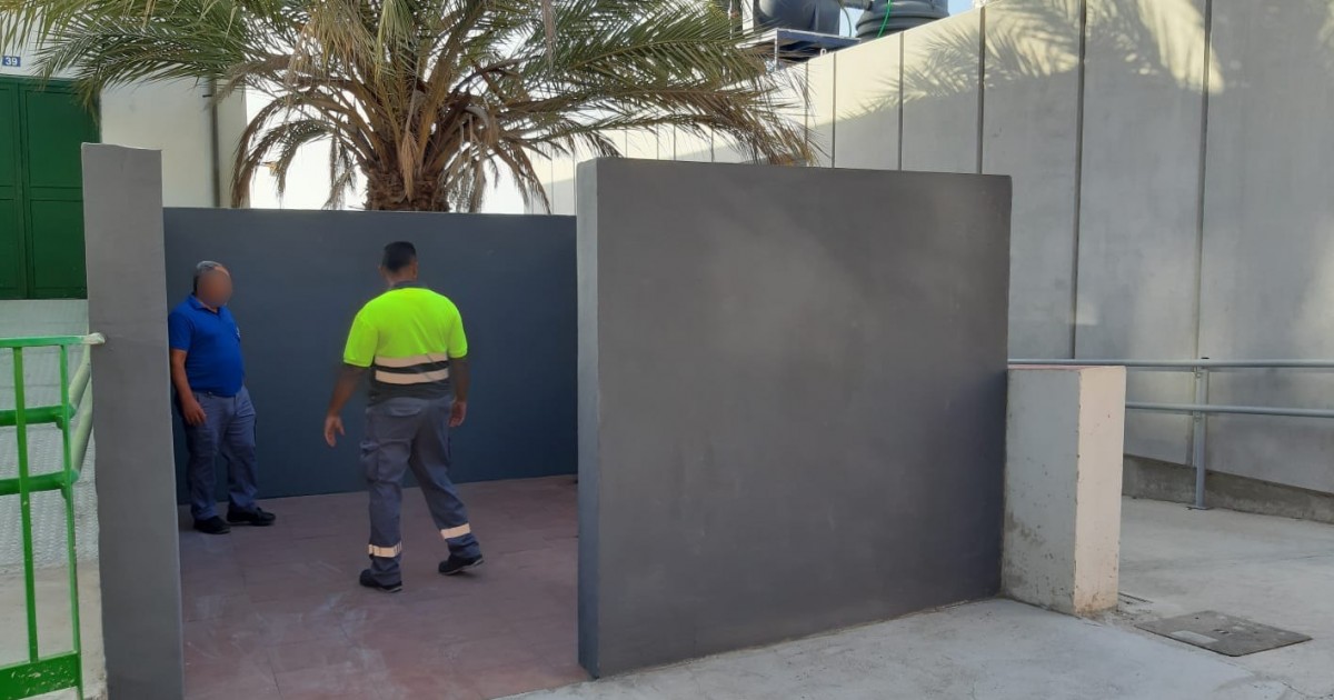 El Ayuntamiento de Mogán realiza mejoras en los centros educativos y refuerza el servicio de limpieza