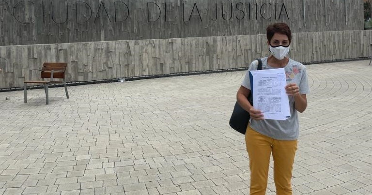 Onalia Bueno lleva a la Fiscalía las denuncias de agresión sexual y prostitución realizadas por los empleados de un complejo que acoge a menores migrantes en Puerto Rico