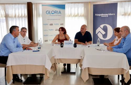 Onalia Bueno: “las entidades públicas y privadas deben continuar colaborando para tener mejores servicios e infraestructuras turísticas”