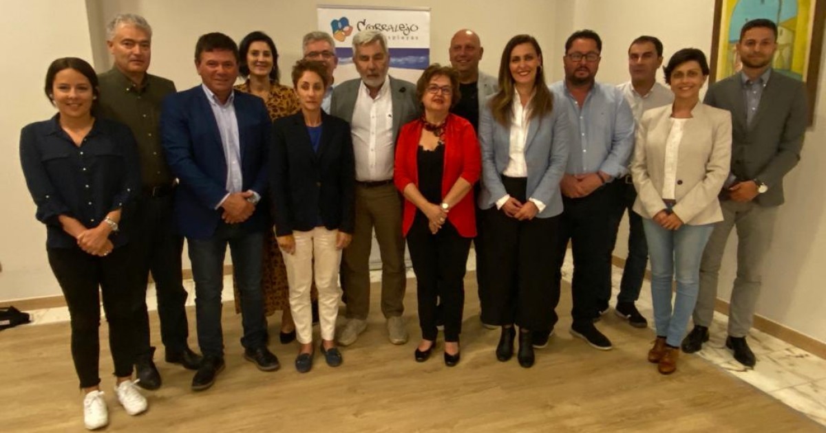 Los municipios turísticos de Canarias solicitan el desbloqueo de casi mil millones que tienen en los bancos como medida de choque contra la crisis