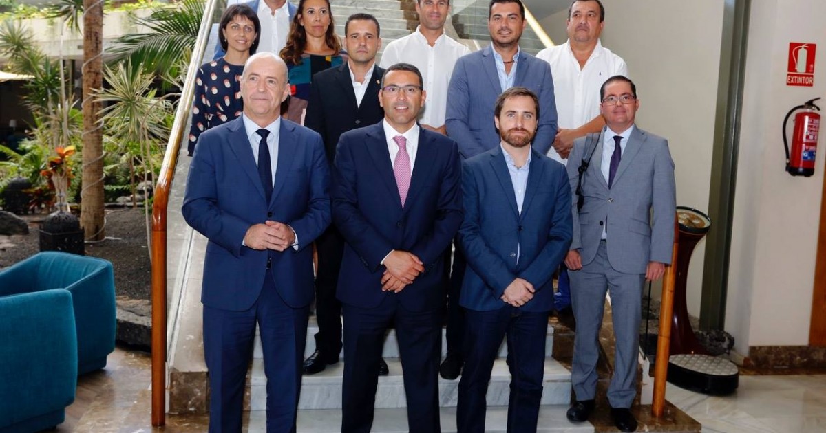 Los municipios canarios participantes en ECO-TUR presentan al Gobierno de Canarias sus proyectos para la puesta en valor del patrimonio natural y cultural
