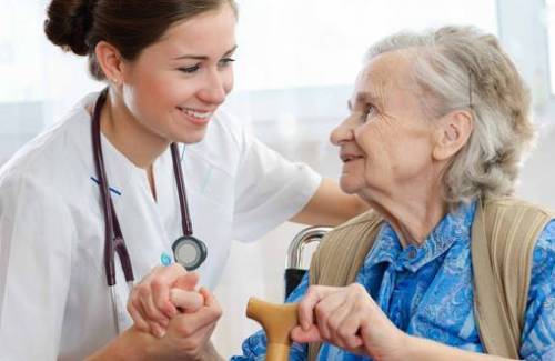 87 familias de Mogán con personas dependientes a su cargo se benefician del programa 'Tiempo de Respiro'