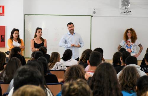 El último fin de semana de Mogán Joven 2019 trae moda y concierto con Lola Índigo y Demarco Flamenco