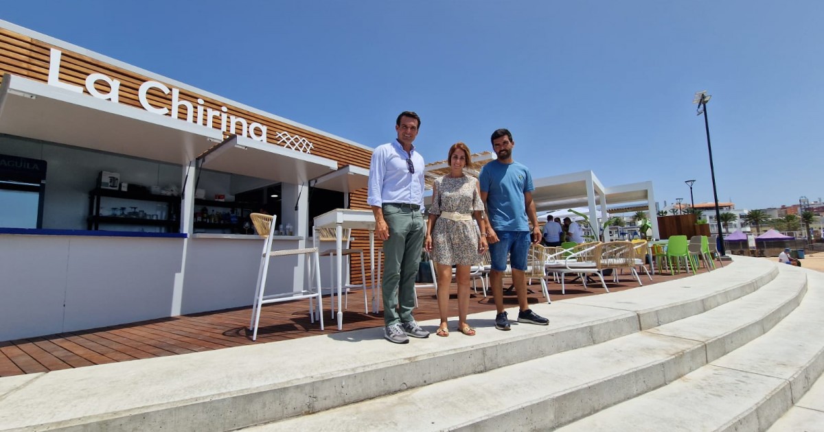 La Playa del Perchel estrena nueva zona de restauración.