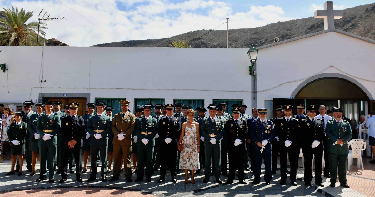 La Guardia Civil reconoce a dos agentes de la Policía Local de Mogán y al servicio municipal de atención y prevención de víctimas de violencia de género