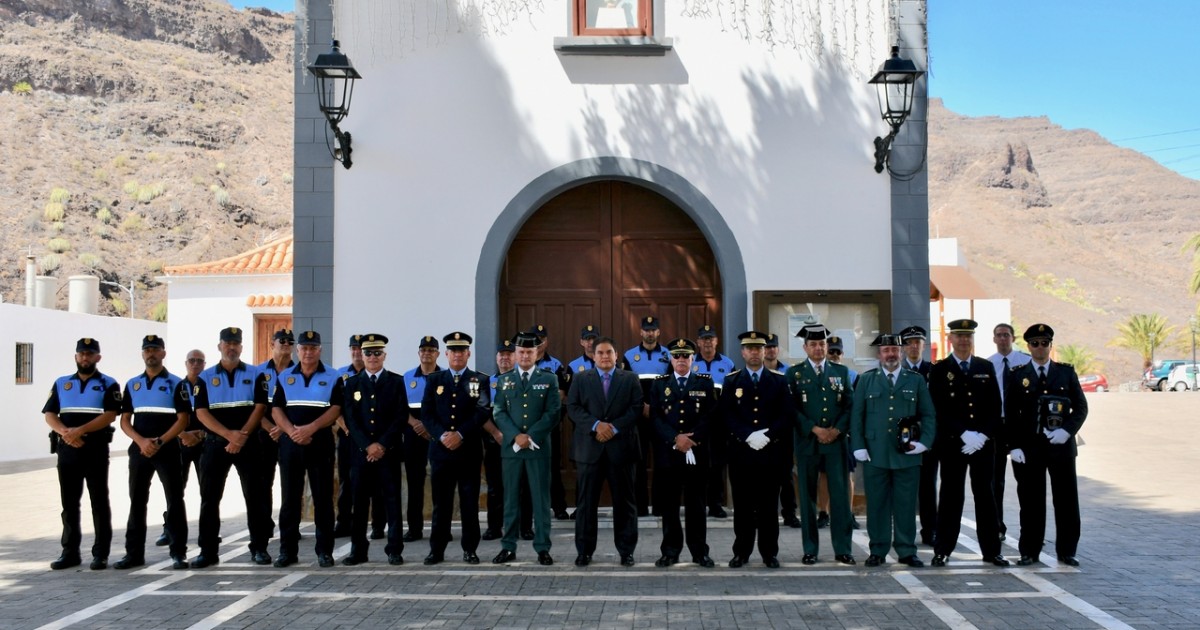 La Policía Local de Mogán conmemora  a los Ángeles Custodios con  entrega de reconocimientos
