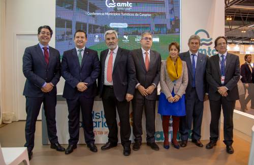 La AMTC reivindica la necesidades de los municipios turísiticos en Fitur