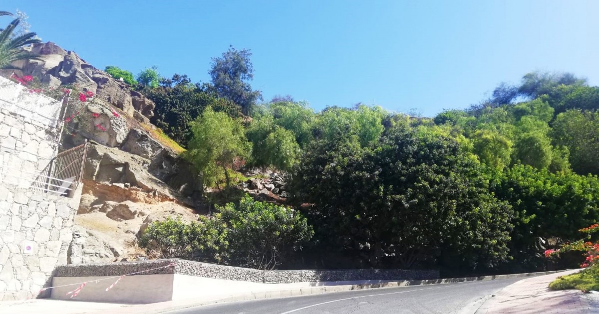 El Ayuntamiento de Mogán crea un muro de contención en la calle La Palma para evitar desprendimientos