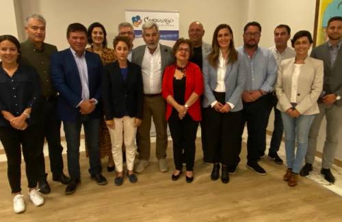 Los municipios turísticos de Canarias solicitan el desbloqueo de casi mil millones que tienen en los bancos como medida de choque contra la crisis