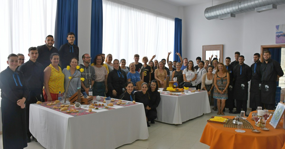 Mogán clausura las acciones formativas  de 'Aula Abierta' con la colaboración de Radio Ecca