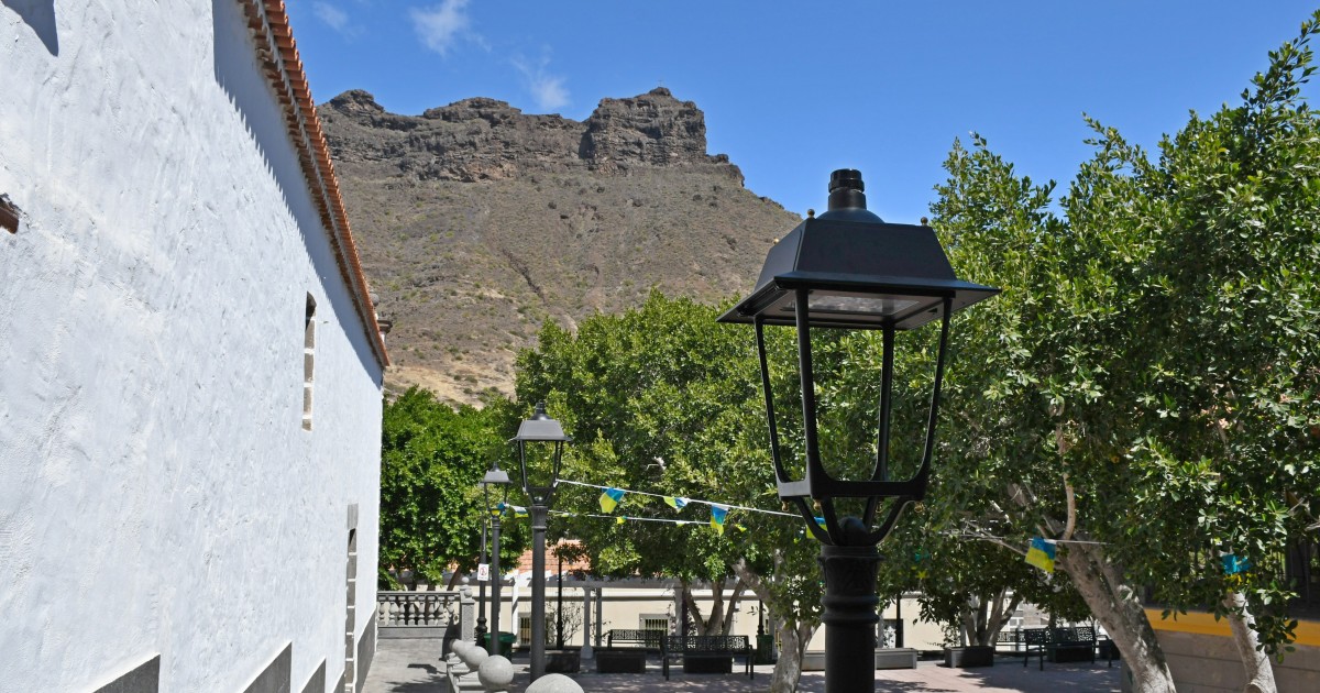 El Ayuntamiento fomenta el ahorro energético con la instalación de alumbrado led en varias calles del pueblo de Mogán