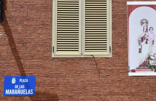 El Ayuntamiento de Mogán inicia la renovación de las placas de calle del municipio