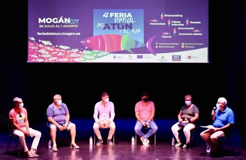 Representantes del sector pesquero canario debaten sobre el futuro en Mogán