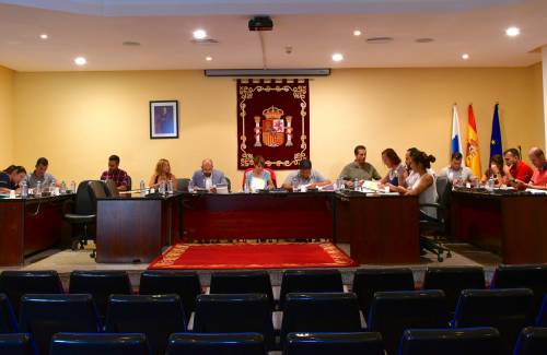 Mogán se adhiere al 'Pacto Social, Político y Económico por la Educación del Consejo Escolar de Canarias'