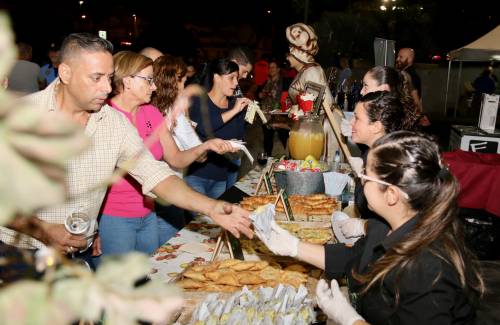 Más de 1.000 de personas disfrutaron de la Noche de Vinos en Arguineguín