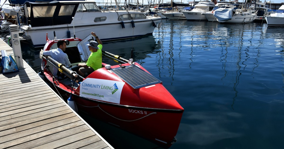 El Ayuntamiento apoya al canadiense Colin Sanders en su reto por cruzar el Atlántico saliendo desde el Puerto de Mogán