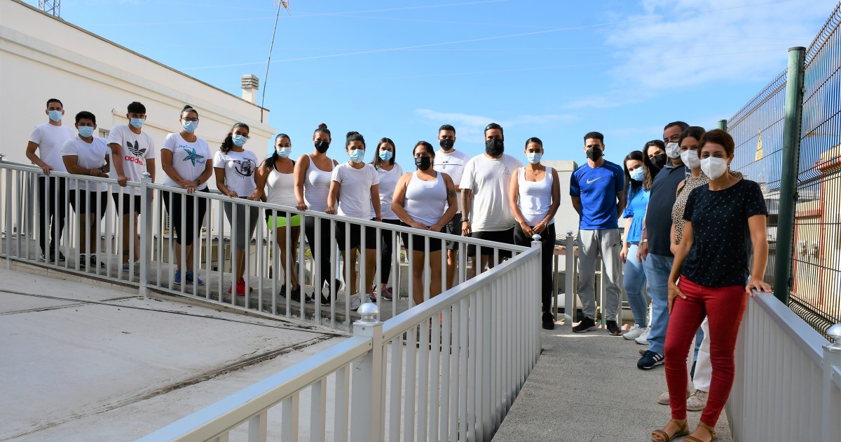 Mogán forma a quince jóvenes en socorrismo acuático
