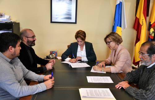 Mogán y San Bartolomé de Tirajana firman un convenio para la contratación de personal municipal en listas de reserva