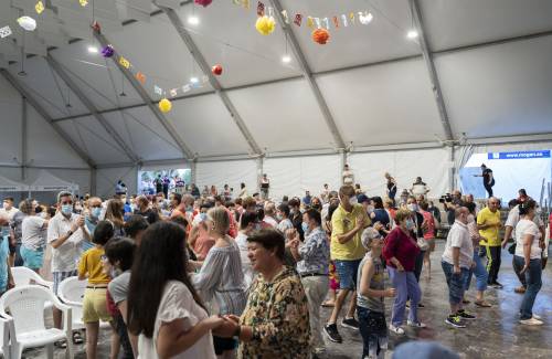 Centros ocupacionales de la isla se dan cita en Arguineguín en una tarde de ocio