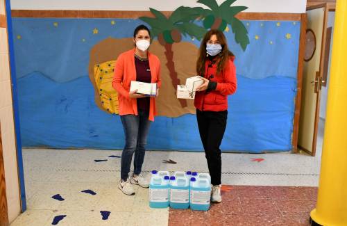 El Ayuntamiento de Mogán dota a los centros educativos de material de protección frente a la COVID-19