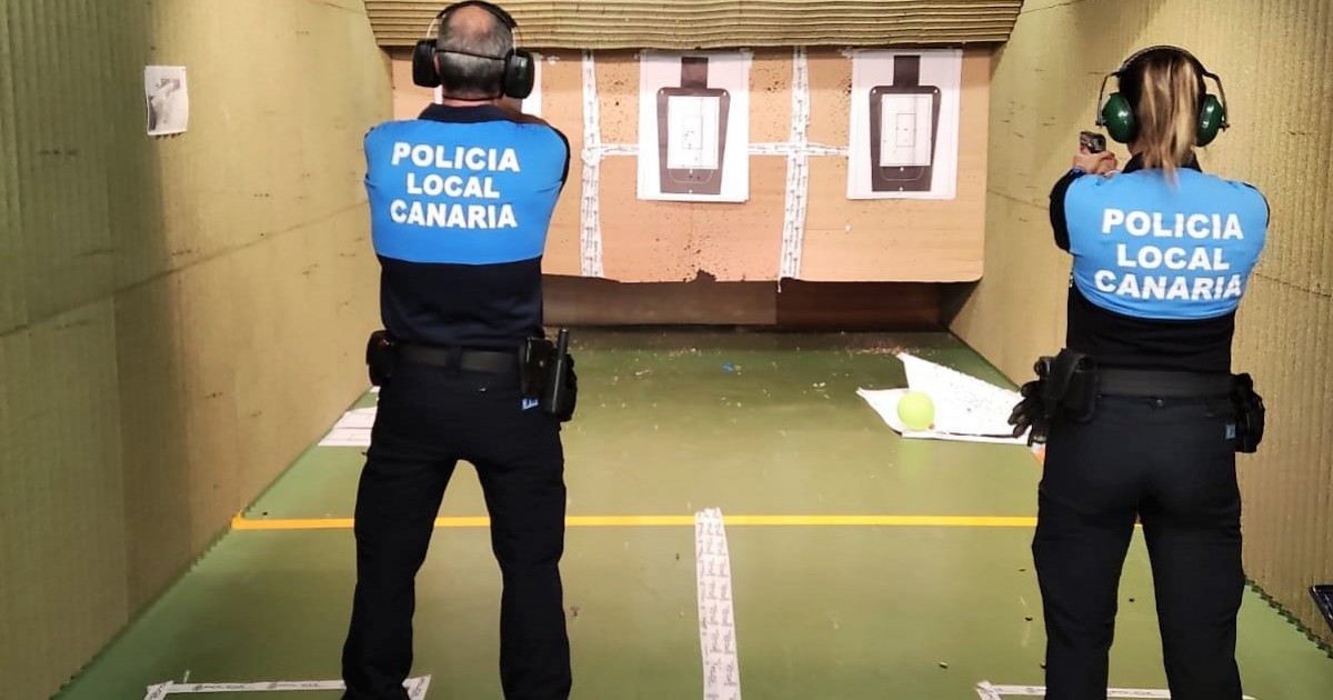 La Policía Local de Mogán  realiza prácticas de tiro