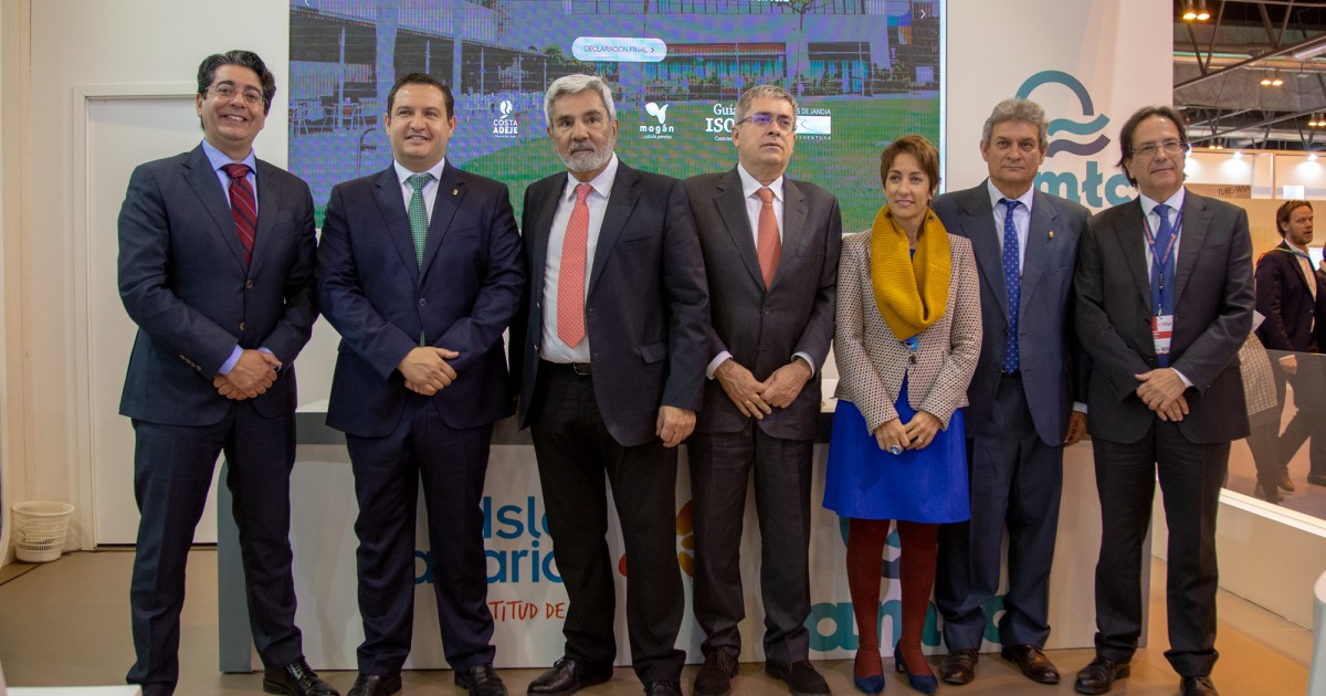 La AMTC reivindica la necesidades de los municipios turísiticos en Fitur