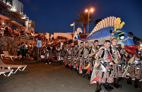 El Carnaval Costa Mogán 2019 se despide en la playa de Las Marañuelas