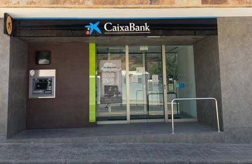 Mogán solicita se mantengan servicios mínimos en la única sucursal bancaria del casco