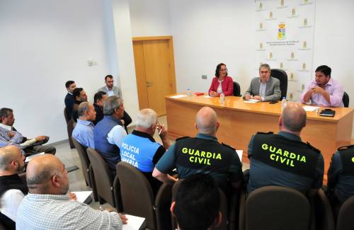 Empresarios del Club Hindostánico aúnan esfuerzos con San Bartolomé de Tirajana y Mogán por una mejor imagen turística