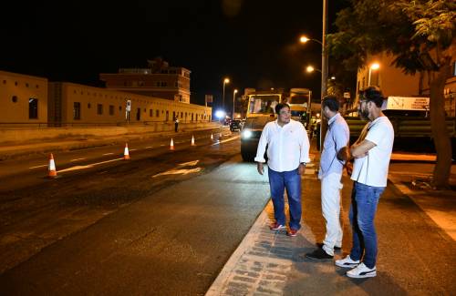 Mogán asfalta varias calles y un tramo de la GC-500 en Arguineguín