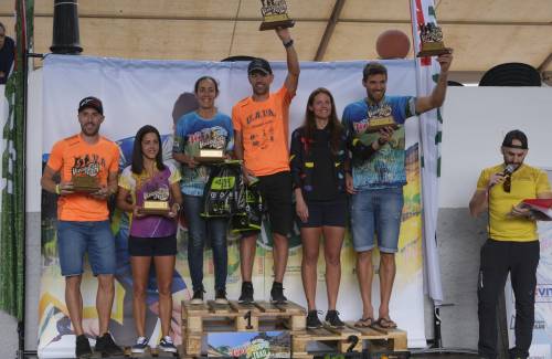 Rubén Crespo y Silvia León, vencedores de la  IV Spar Natural Veneguera Trail en la distancia de 21 kilómetros
