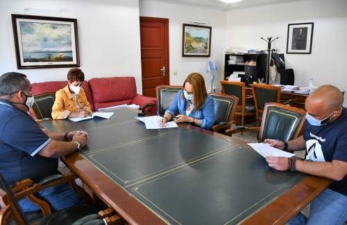 El Ayuntamiento otorga 12.000 euros a  la Cooperativa de Autotaxis de Mogán