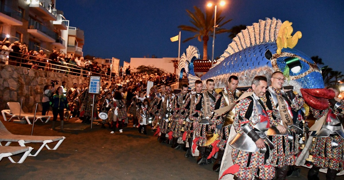 El Carnaval Costa Mogán 2019 se despide en la playa de Las Marañuelas