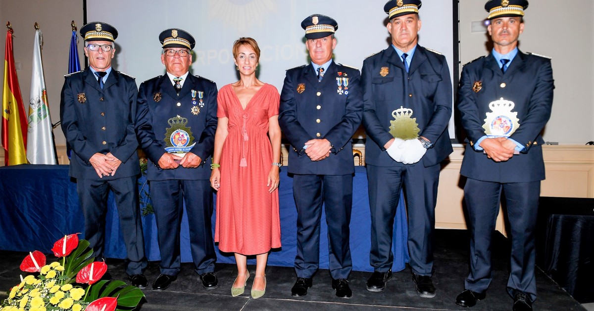 La Policía Nacional reconoce a tres agentes de la Policía Local de Mogán