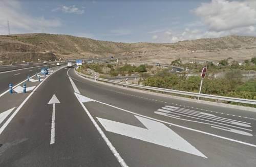 El Ayuntamiento solicita al Cabildo iluminación en la GC-1 y reductores de velocidad en la GC-200 el casco de Mogán