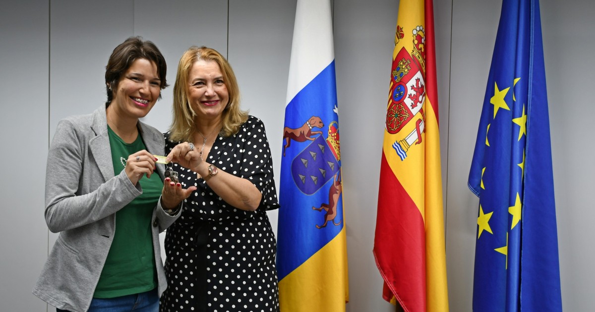 Vivienda cede un piso tutelado a Mogán para el desarrollo de un proyecto piloto para mayores de 60 años