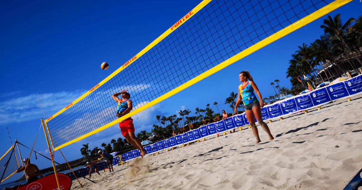 Los torneos de vóley playa vuelven a Mogán tras la pandemia