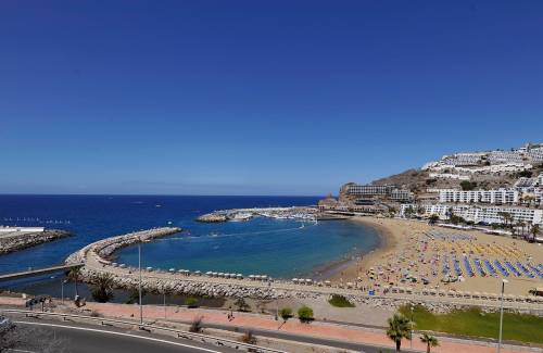 Costas concede al Ayuntamiento de Mogán la gestión de la Playa de Puerto Rico